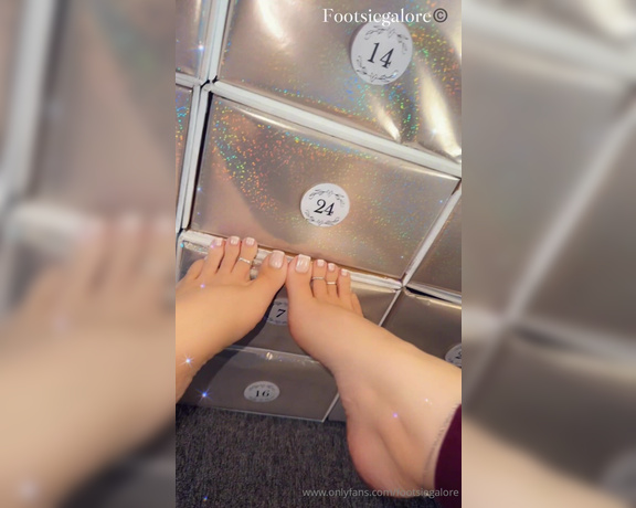 Footsie Galore aka footsiegalore - 11-30-2024 OnlyFans Video - New pedicure reveal and how exciting my 2024 advent calendar starts tomorrow I hope you all