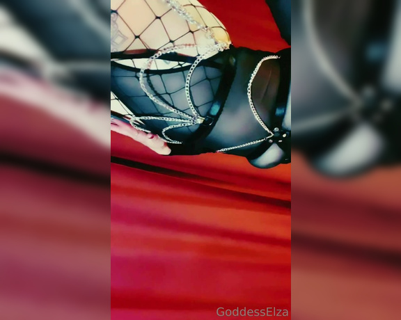 Goddess Elza aka goddesselza - 07-10-2023 OnlyFans Video - U want my ass in fishnets sooooo badbut u know, u are a little incel, wont