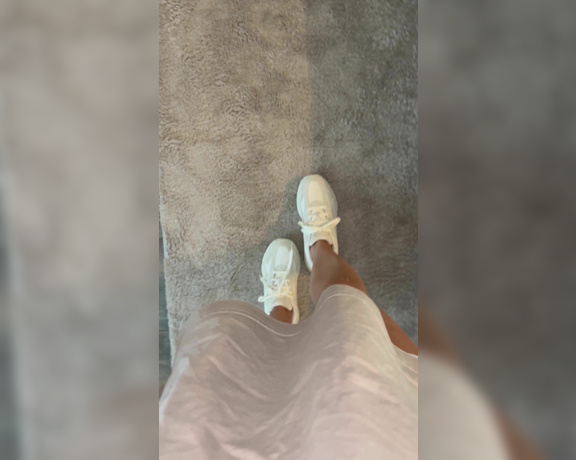 Germangirlnextdoor95 aka germangirlnextdoor95 - 08-07-2024 OnlyFans Video - How you like my new shoes