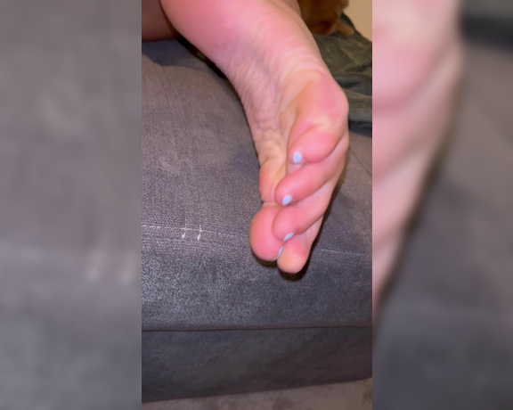 Germangirlnextdoor95 aka germangirlnextdoor95 - 07-17-2024 OnlyFans Video - Just my right foot today