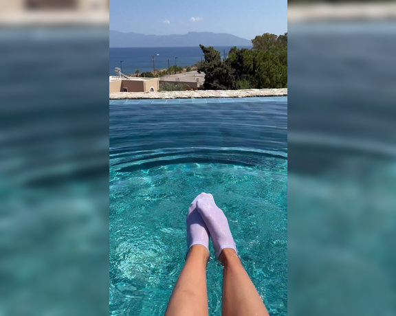 Germangirlnextdoor95 aka germangirlnextdoor95 - 08-29-2024 OnlyFans Video - Needed a little cool down  enjoy your Summerday