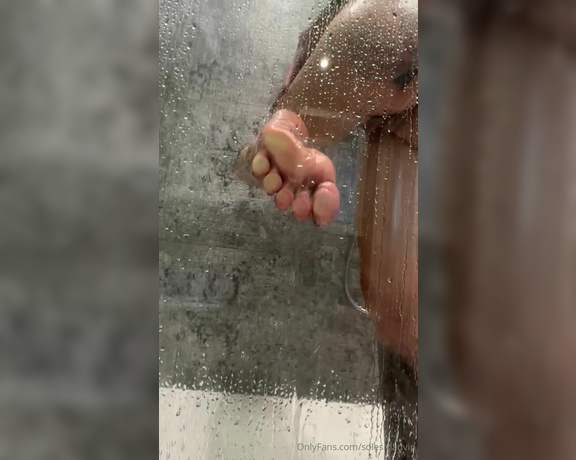 Solesmad aka solesmadvip - 05-01-2024 OnlyFans Video - Teasing you in the shower  What do you think about sex in the shower