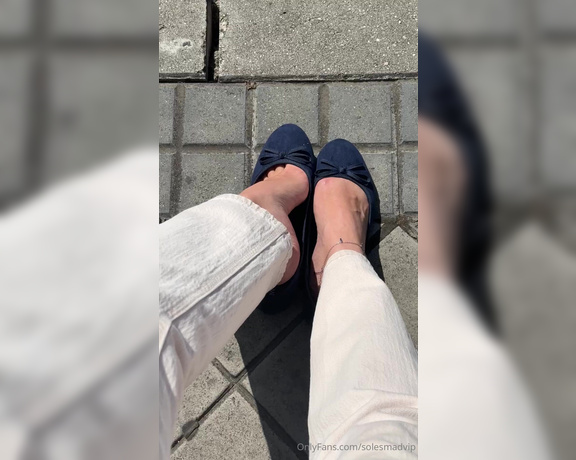 Solesmad aka solesmadvip - 06-12-2024 OnlyFans Video - Another sunny day in Madrid  By far flats in summer are my fav shoes to