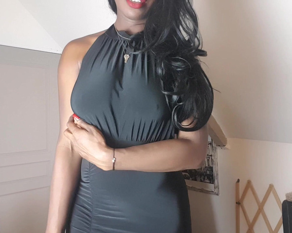 Miss Foxx aka missfoxx - 05-04-2017 OnlyFans Video - VIDEO Exclusive clip tease Money buys you ME