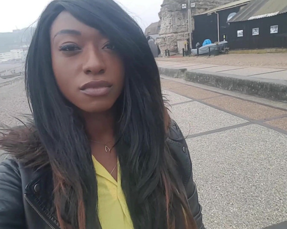 Miss Foxx aka missfoxx - 05-07-2017 OnlyFans Video - VIDEO Todays sexy walk