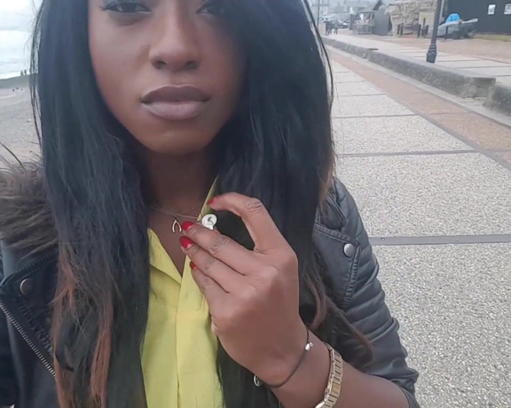 Miss Foxx aka missfoxx - 05-07-2017 OnlyFans Video - VIDEO Todays sexy walk