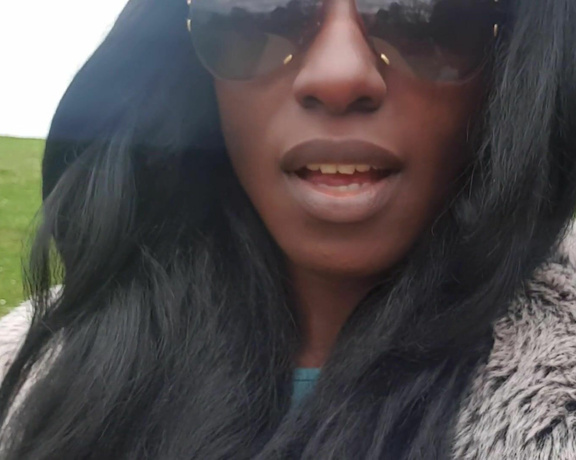 Miss Foxx aka missfoxx - 04-08-2021 OnlyFans Video - Comment below