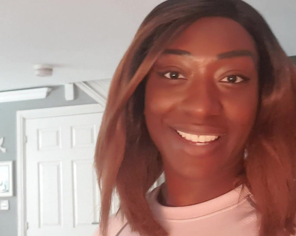 Miss Foxx aka missfoxx - 05-13-2020 OnlyFans Video - Morning on cam