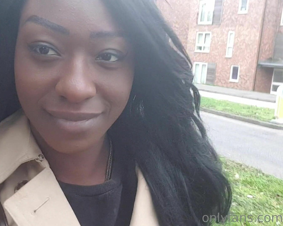 Miss Foxx aka missfoxx - 03-13-2019 OnlyFans Video - Walk with Me, pet