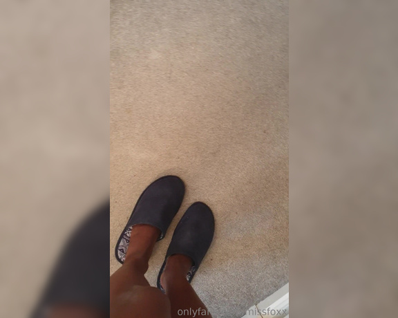 Miss Foxx aka missfoxx - 03-20-2019 OnlyFans Video - Smell it, FOOTBITCH