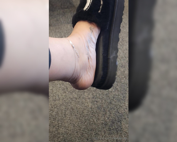 Mywaysoles aka mywaysoles - 02-13-2024 OnlyFans Video - Just waiting