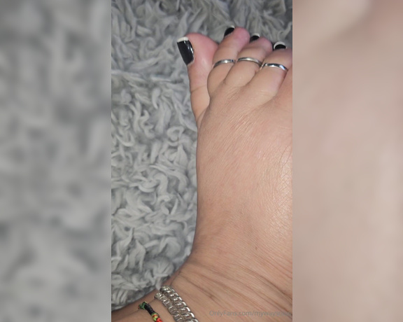 Mywaysoles aka mywaysoles - 11-01-2024 OnlyFans Video - Happy Friday_wcjy