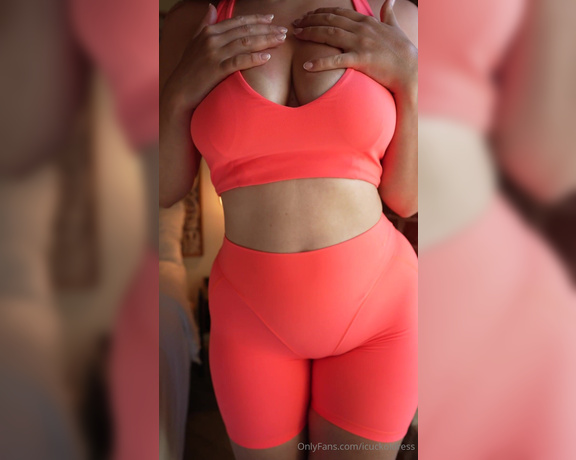 ICuckoldress aka icuckoldress - 10-11-2024 OnlyFans Video - READY TO BE TORN APARTIm just finished working out by the beach, sweating in the sun