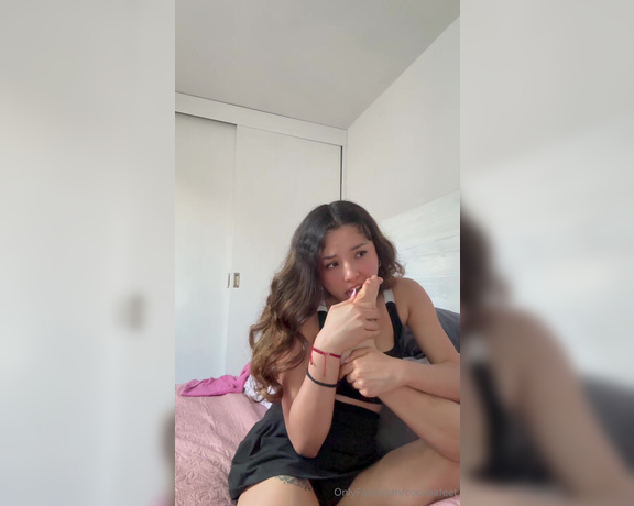 Meg aka cocopafeet - 04-05-2024 OnlyFans Video - Piecitos con nutella