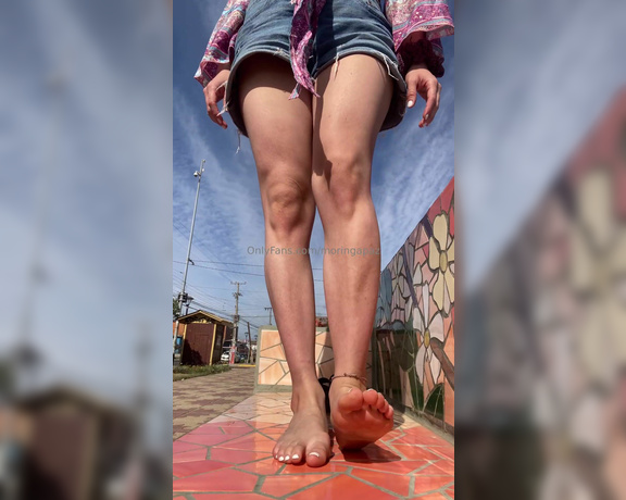 Moringa Paz aka moringapaz - 12-06-2024 OnlyFans Video - Waiting for the bus