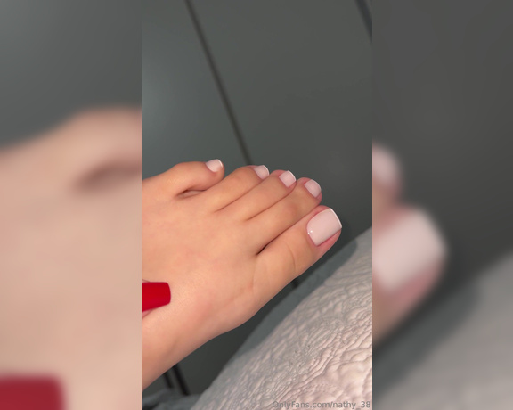 Nathy Feet aka nathy_38 - 09-10-2024 OnlyFans Video - Your breakfast  Seu café da manhã