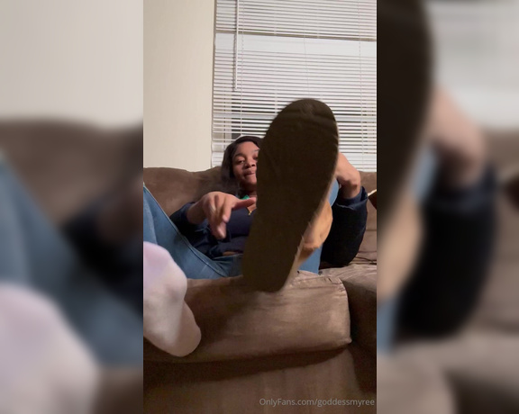 Xosolesbyme aka goddessmyree - 10-21-2024 OnlyFans Video - Nice little shoe and sock removal