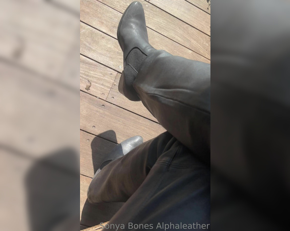 Alpha Leather aka alphaleather - 11-20-2022 OnlyFans Video - Pure power