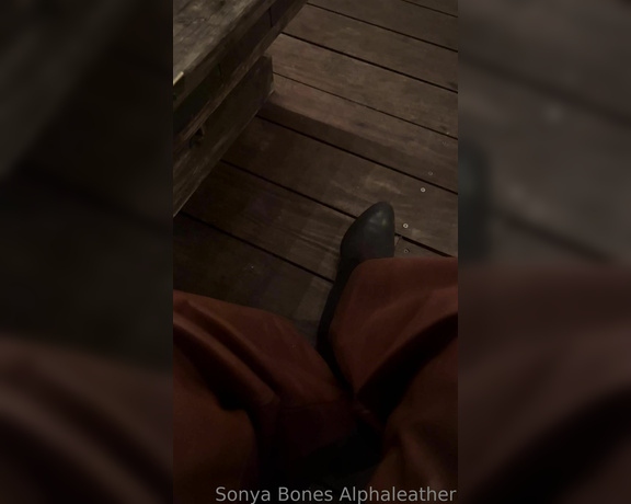 Alpha Leather aka alphaleather - 12-29-2022 OnlyFans Video - God I love these fucking pants