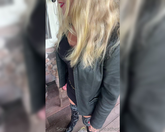 Alpha Leather aka alphaleather - 07-18-2023 OnlyFans Video - laughter is the best medicine I am so incredibly lucky to be married to My best