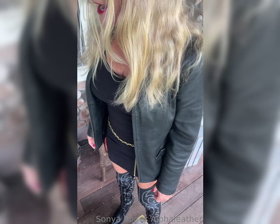 Alpha Leather aka alphaleather - 07-18-2023 OnlyFans Video - laughter is the best medicine I am so incredibly lucky to be married to My best