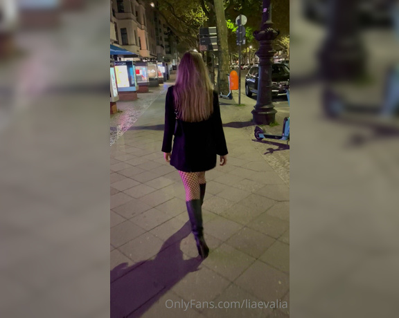 Miss Lia aka liaevalia - 09-27-2022 OnlyFans Video - Und danach gings mit meiner Begleitung ins Hotel