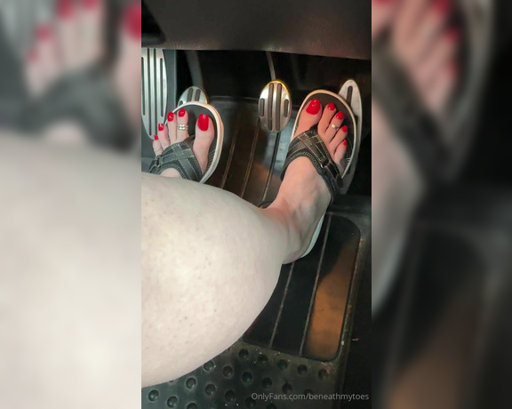 Beneathmytoes aka beneathmytoes - 06-10-2024 OnlyFans Video - Just a quick check in to show you my toes have survived A week in bed