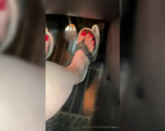 Beneathmytoes aka beneathmytoes - 06-10-2024 OnlyFans Video - Just a quick check in to show you my toes have survived A week in bed