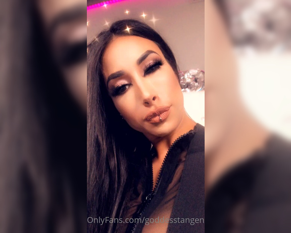 Mistress Tangent aka Goddesstangent OnlyFans - Drain your wallets for me my pets )