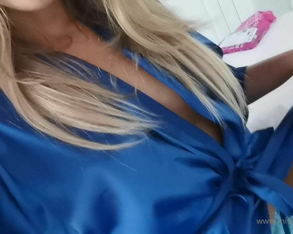 Miss Courtney aka Misscourtneym OnlyFans - Are you feeling blue