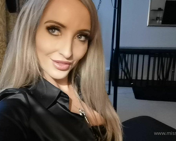 Miss Courtney aka Misscourtneym OnlyFans - How amazing wiuld it be to have my feet on your balls