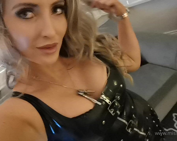 Miss Courtney aka Misscourtneym OnlyFans - Ending the evening in latex