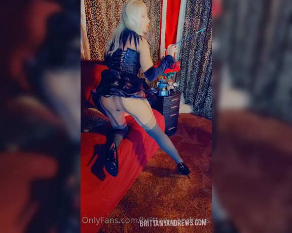 Brittany Andrews aka brittany_andrews - 07-13-2023 OnlyFans Video - Today, Im taking you in this Smoking  Hot BTS Photoshoot wearing my Sexy All_Black Outfit