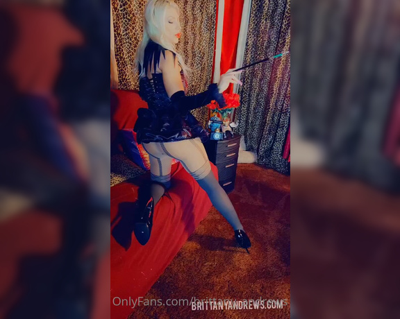 Brittany Andrews aka brittany_andrews - 07-13-2023 OnlyFans Video - Today, Im taking you in this Smoking  Hot BTS Photoshoot wearing my Sexy All_Black Outfit