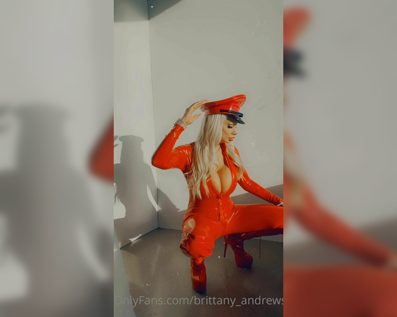 Brittany Andrews aka brittany_andrews - 03-28-2023 OnlyFans Video - Start your week right with your Favorite Blonde MILF Join me in this Hot Photoshoot wearing