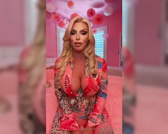 Brittany Andrews aka brittany_andrews - 08-02-2024 OnlyFans Video - Hooray Its my birthday month  To celebrate, Im giving all new and returning subscribers 50