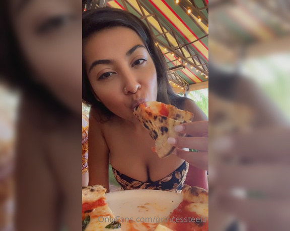 Goddess Nova aka goddessnova - 08-14-2022 OnlyFans Video - How do you like your pizza I like mine paid for