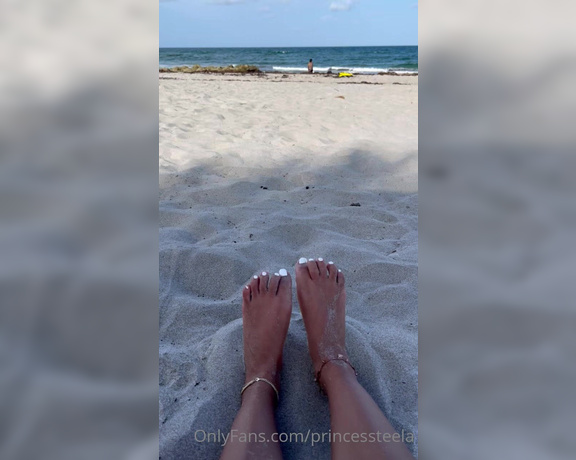 Goddess Nova aka goddessnova - 08-02-2022 OnlyFans Video - Beach feet make you weak