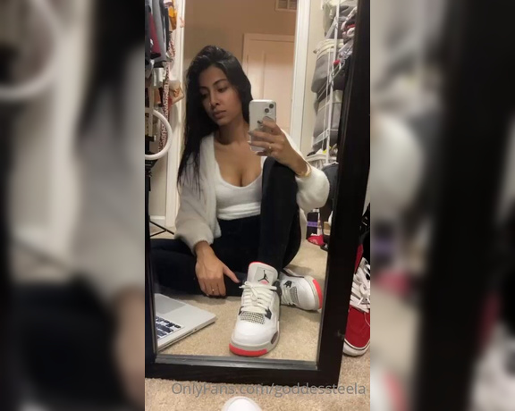 Goddess Nova aka goddessnova - 11-23-2022 OnlyFans Video - So I literally just got paid to sit in my Jordans and watch some dude hang