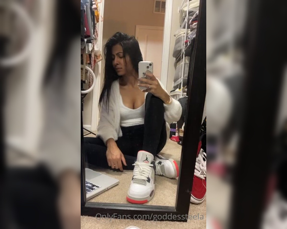 Goddess Nova aka goddessnova - 11-23-2022 OnlyFans Video - So I literally just got paid to sit in my Jordans and watch some dude hang