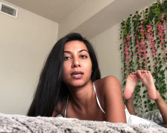 Goddess Nova aka goddessnova - 09-08-2022 OnlyFans Video - Do what your HOT SPOILED WIFE tells you to do Cuck Watch me describe all the