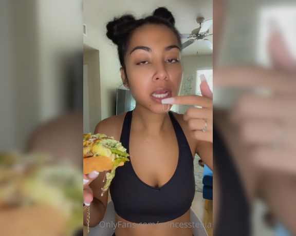 Goddess Nova aka goddessnova - 08-04-2022 OnlyFans Video - Watch me eat my post workout meal  sooo good