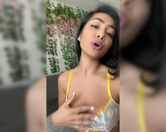 Goddess Nova aka goddessnova - 03-09-2023 OnlyFans Video - Get my nails done before the wedding on Sunday