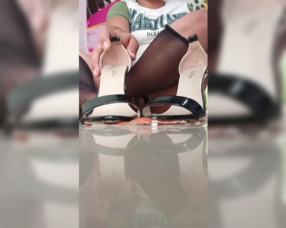 Herafeet91 aka herafeet91 - 07-23-2024 OnlyFans Video - Te dejarías aplastar los huevos por mi