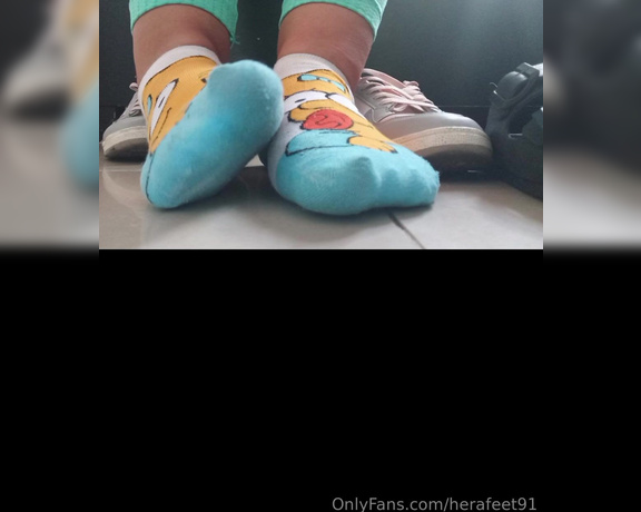 Herafeet91 aka herafeet91 - 09-17-2024 OnlyFans Video - Olores fuertes  una ducha y a descansar