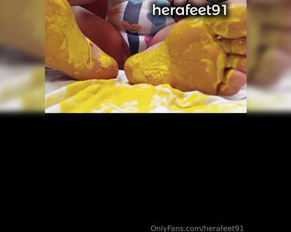 Herafeet91 aka herafeet91 - 09-27-2024 OnlyFans Video - This is how I want to play with you, massaging my feet with paint and then_rem4