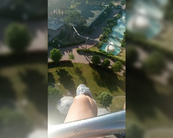 Kaliqueen aka kaliii26 - 06-04-2022 OnlyFans Video - Parque de atracciones