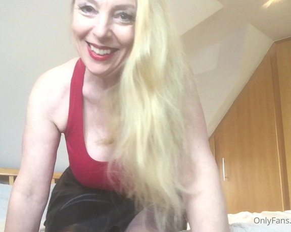 Lucy Gresty aka lucygresty - 03-29-2022 OnlyFans Video - Tight vest top and mini skirt xx