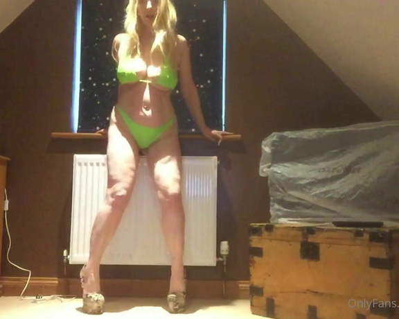 Lucy Gresty aka lucygresty - 11-26-2021 OnlyFans Video - Summer wank vibes xx