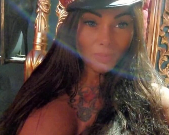 Mistress desideria godiva aka padronagodiva - 08-07-2022 OnlyFans Video - adorazione piedi